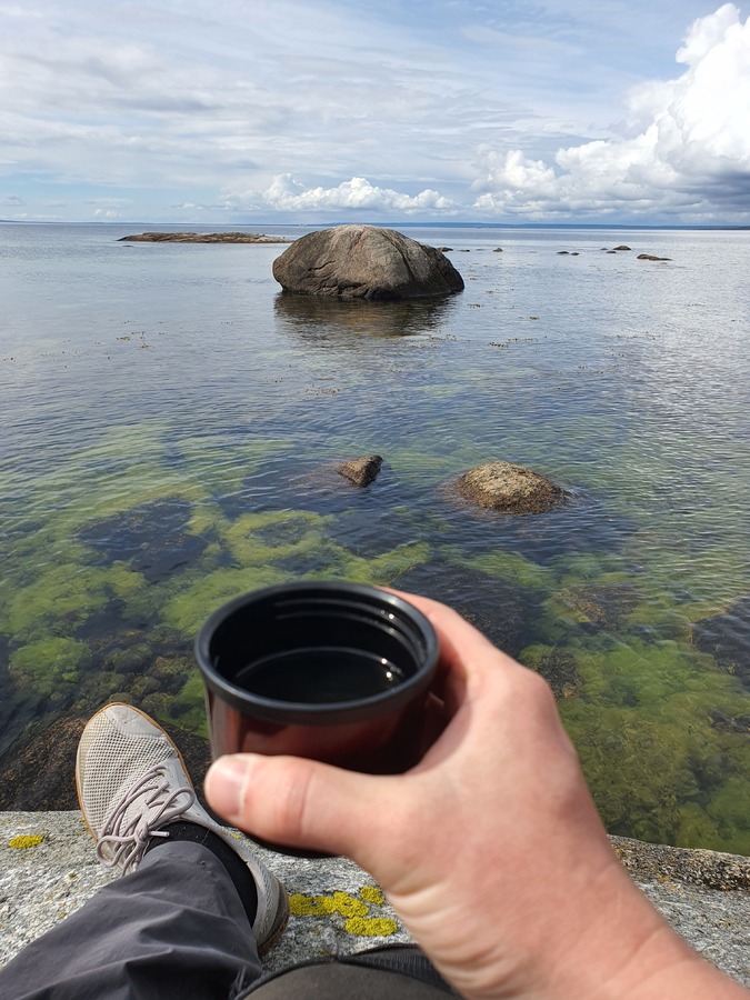 Tea on the skerries