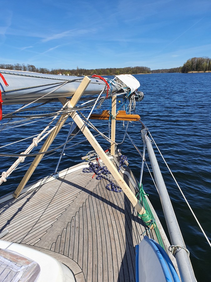 New mast support